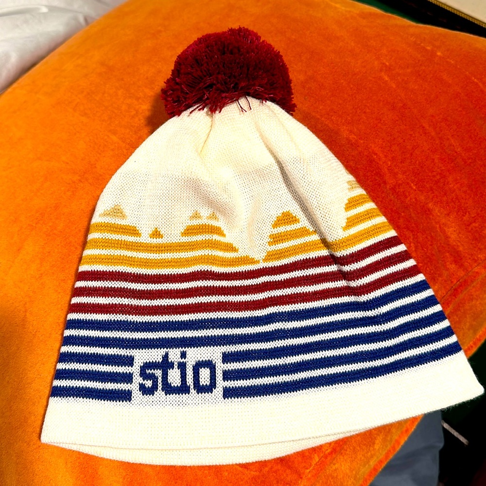 Kids winter Stio Hat 20.5” ID